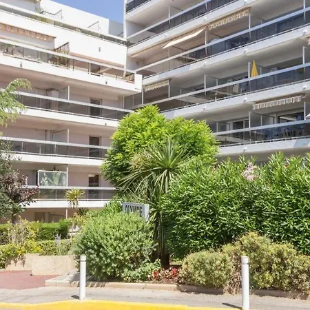 Appartement Avec Terrasse Juan-les-pins 5 Min De La