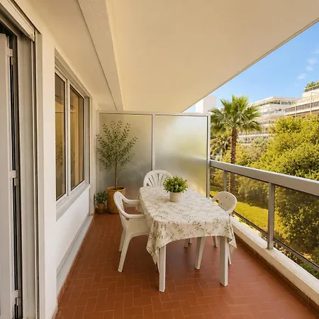 Avec Terrasse Juan-les-pins 5 Min De La Appartement